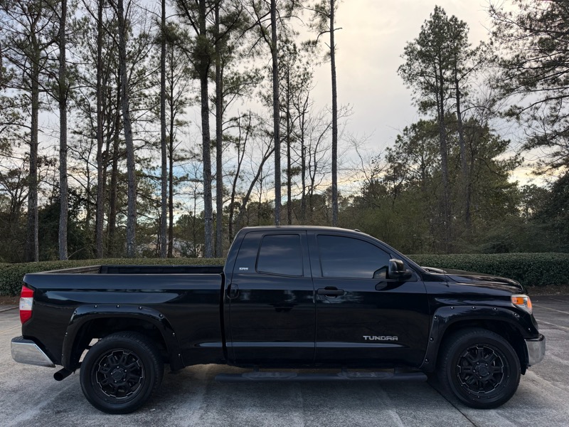 Toyota Tundra SR5 4.6L V8 Double Cab 2WD 2016