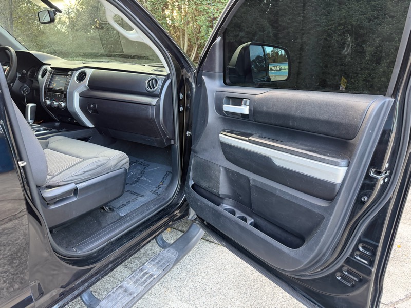 Toyota Tundra SR5 4.6L V8 Double Cab 2WD 2016