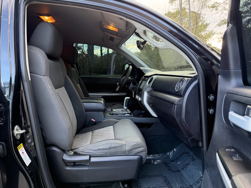 Toyota Tundra SR5 4.6L V8 Double Cab 2WD 2016