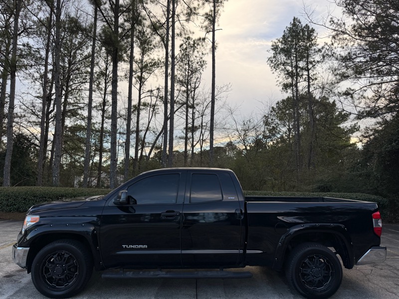 Toyota Tundra SR5 4.6L V8 Double Cab 2WD 2016