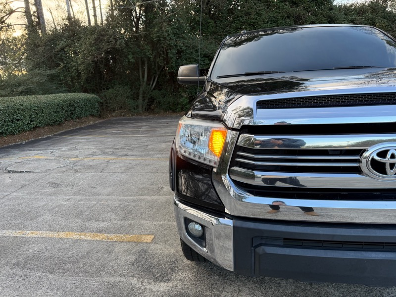 Toyota Tundra SR5 4.6L V8 Double Cab 2WD 2016