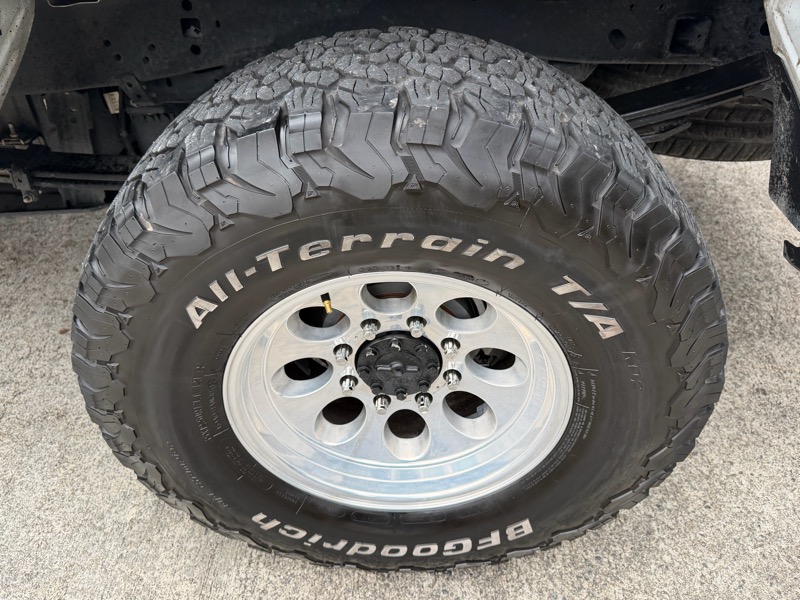 Ford F-250 SD XL Crew Cab Long Bed 4WD 2023