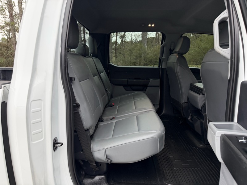 Ford F-250 SD XL Crew Cab Long Bed 4WD 2023