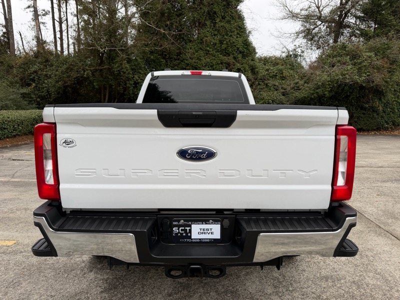 Ford F-250 SD XL Crew Cab Long Bed 4WD 2023