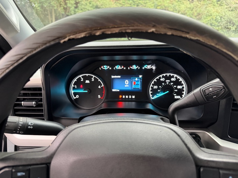 Ford F-250 SD XL Crew Cab Long Bed 4WD 2023