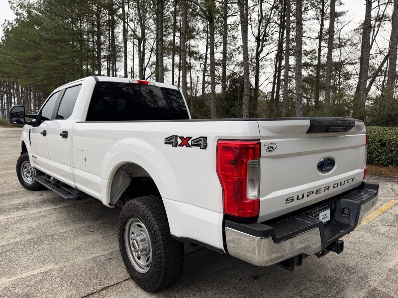 Ford F-250 SD XL Crew Cab Long Bed 4WD 2019