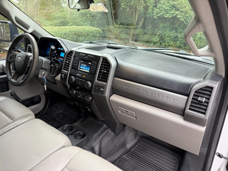 Ford F-250 SD XL Crew Cab Long Bed 4WD 2019