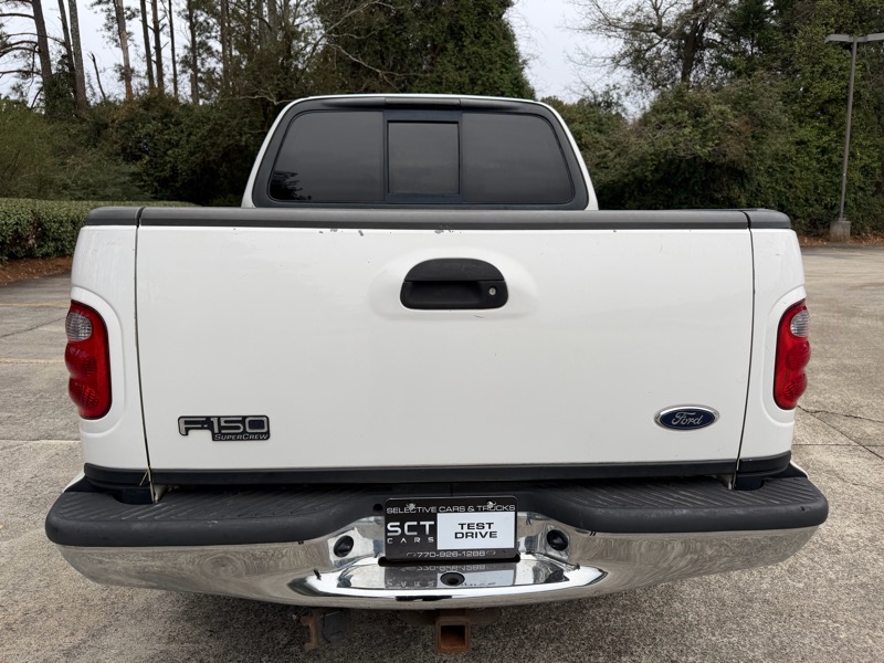 Ford F-150 Lariat SuperCrew 2WD 2003