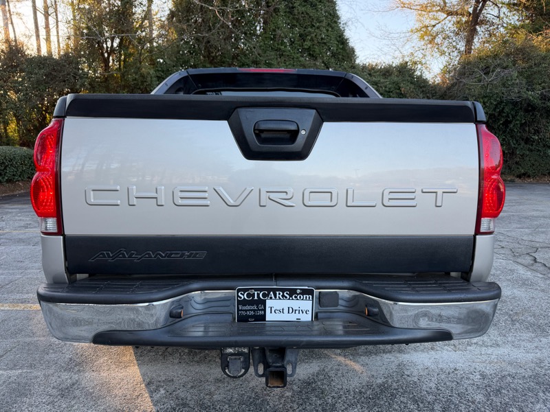 Chevrolet Avalanche 1500 2WD 2004