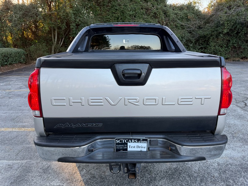 Chevrolet Avalanche 1500 2WD 2004