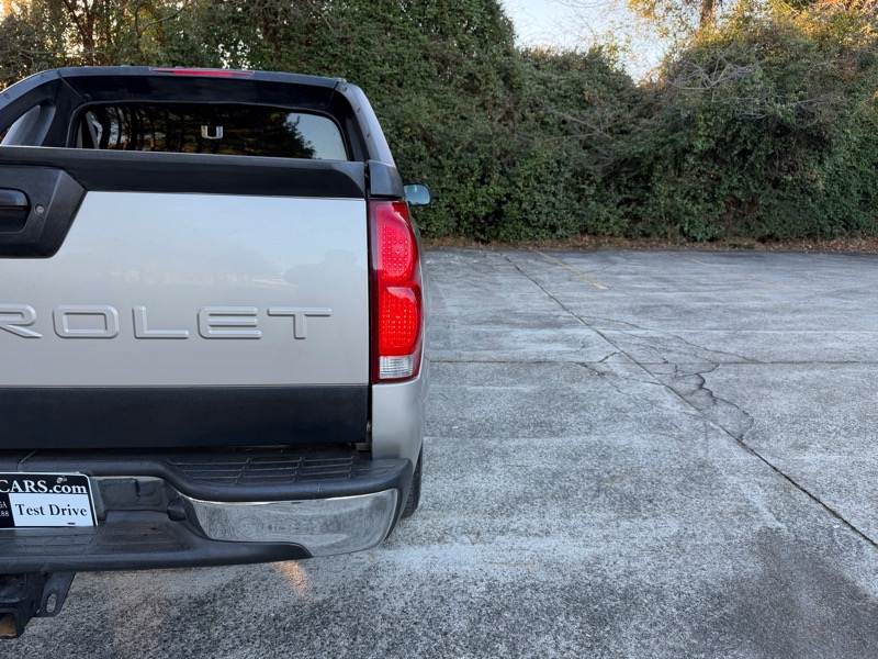 Chevrolet Avalanche 1500 2WD 2004