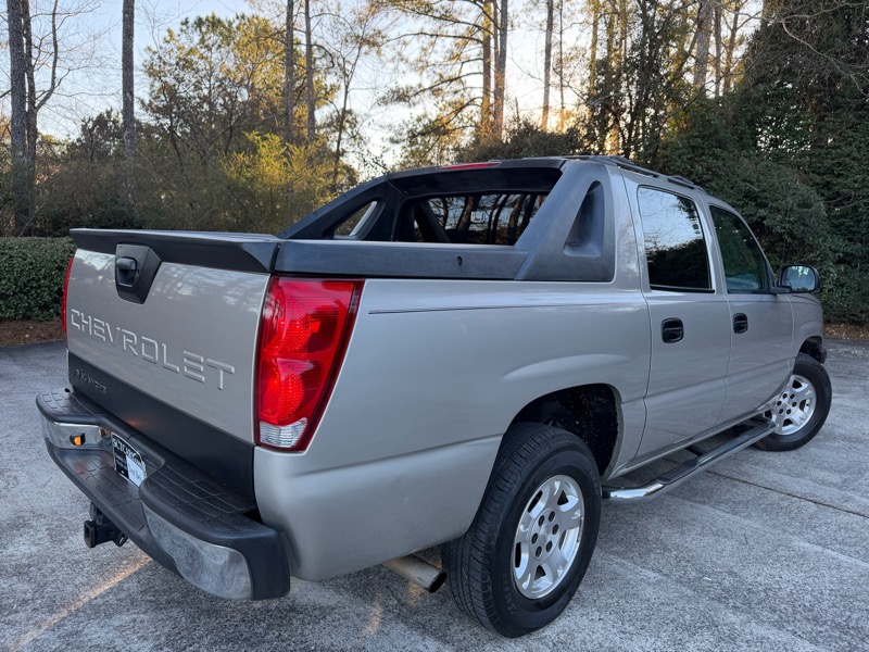 Chevrolet Avalanche 1500 2WD 2004