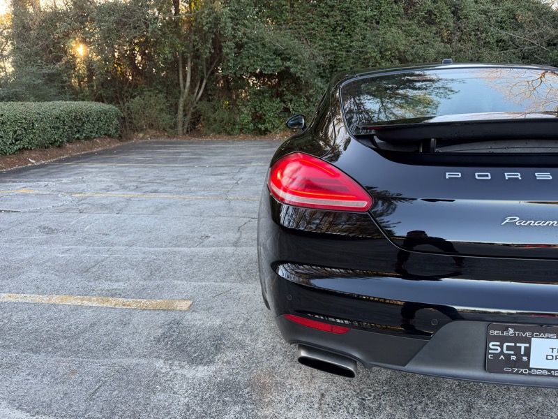 Porsche Panamera 4 2016