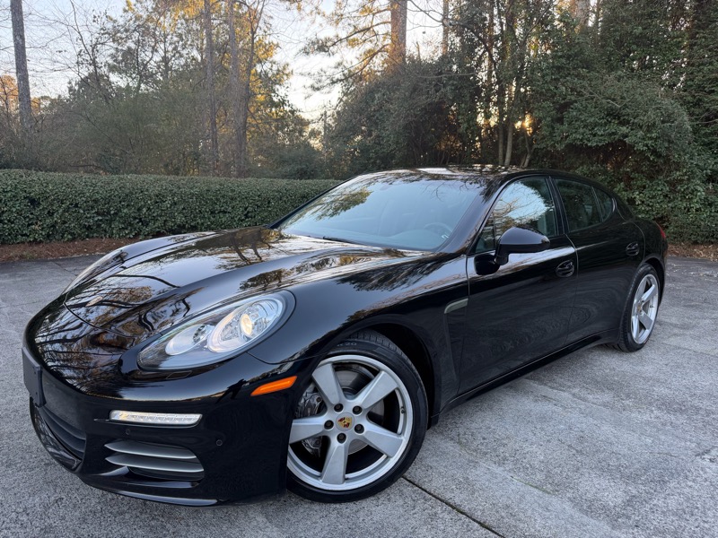 Porsche Panamera 4 2016