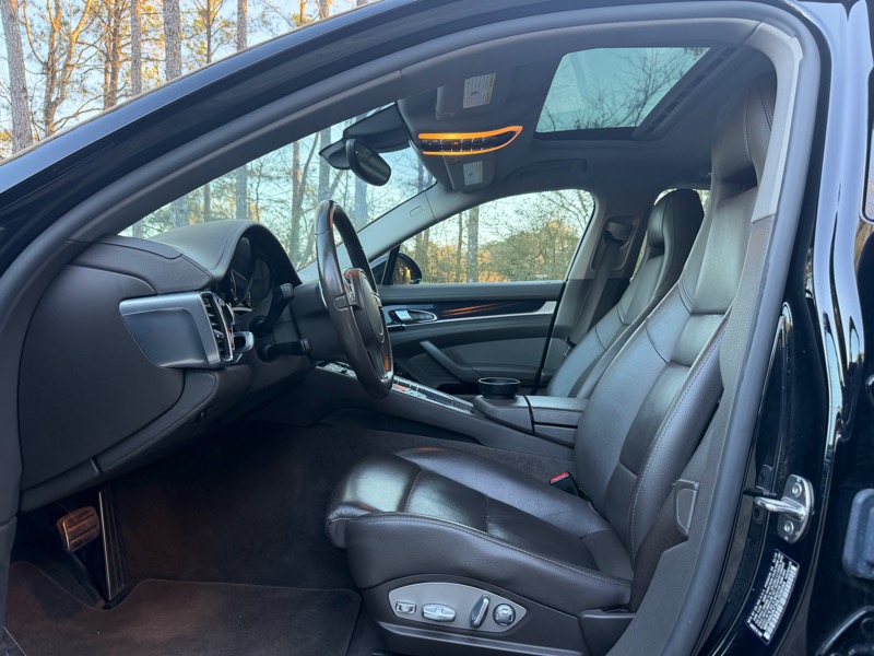 Porsche Panamera 4 2016