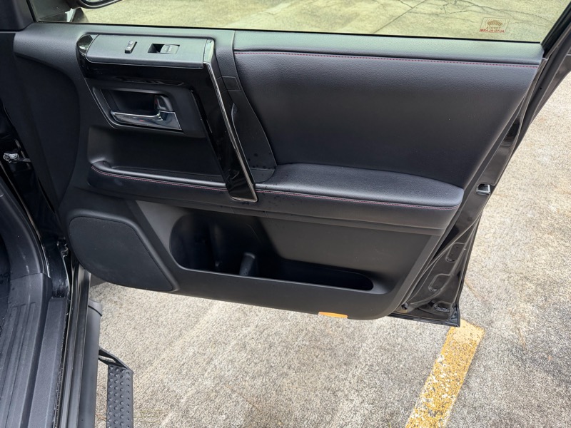 Toyota 4Runner TRD Off Road Premium 4WD (Natl) 2018