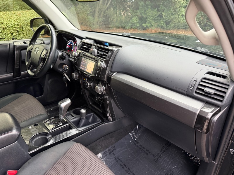 Toyota 4Runner TRD Off Road Premium 4WD (Natl) 2018