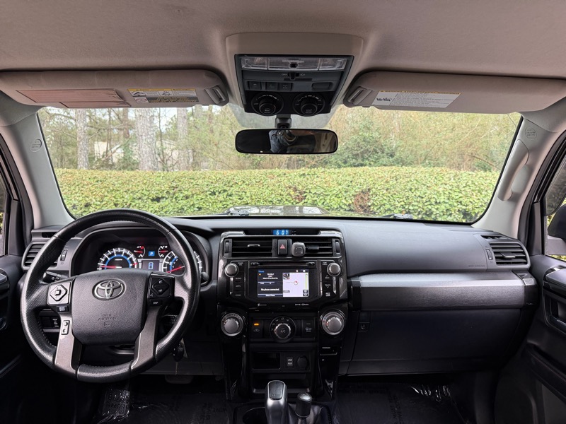 Toyota 4Runner TRD Off Road Premium 4WD (Natl) 2018