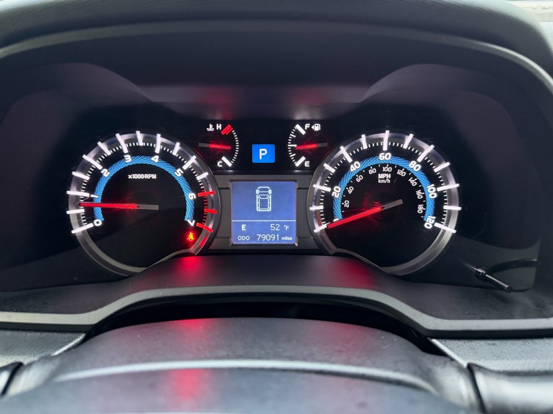 Toyota 4Runner TRD Off Road Premium 4WD (Natl) 2018