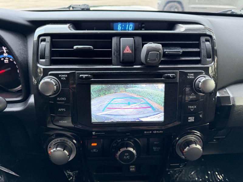 Toyota 4Runner TRD Off Road Premium 4WD (Natl) 2018