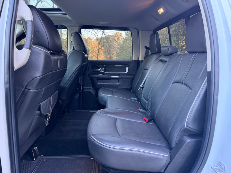 RAM 1500 Limited Longhorn 4x4 Crew Cab 5'7" Box 2014