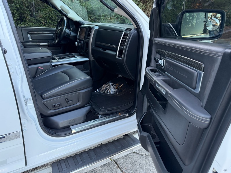 RAM 1500 Limited Longhorn 4x4 Crew Cab 5'7" Box 2014