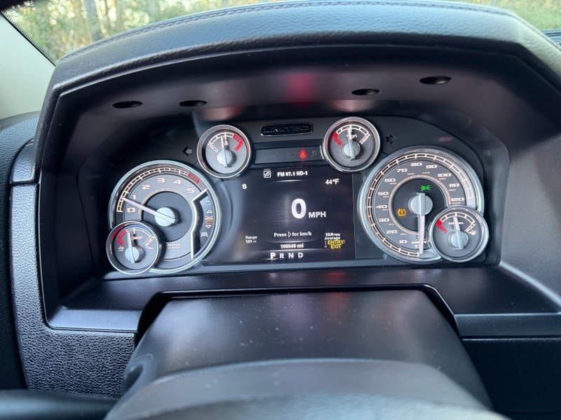 RAM 1500 Limited Longhorn 4x4 Crew Cab 5'7" Box 2014