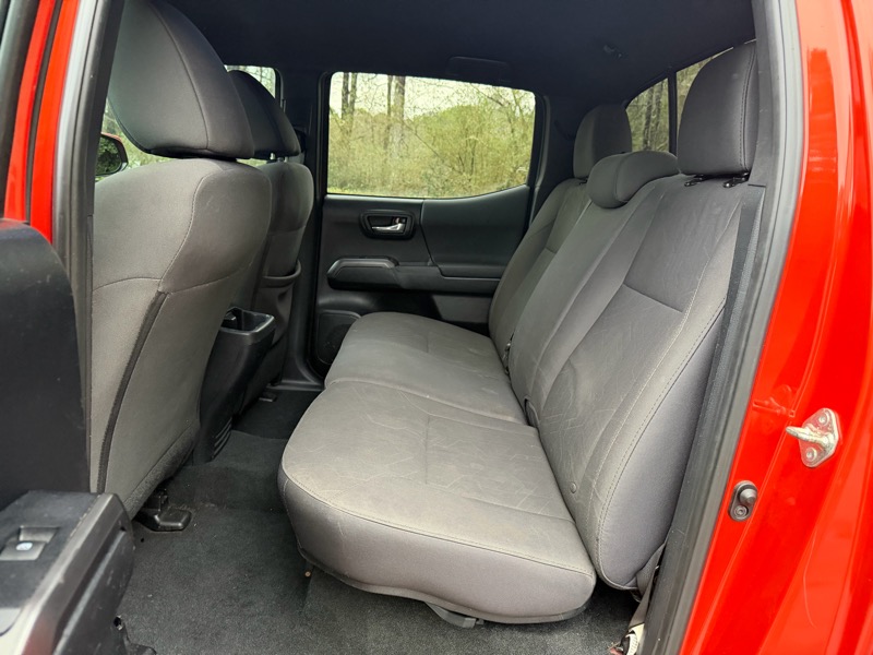 Toyota Tacoma SR5 Double Cab Long Bed V6 6AT 2WD 2017