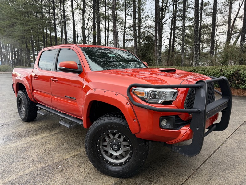 Toyota Tacoma SR5 Double Cab Long Bed V6 6AT 2WD 2017