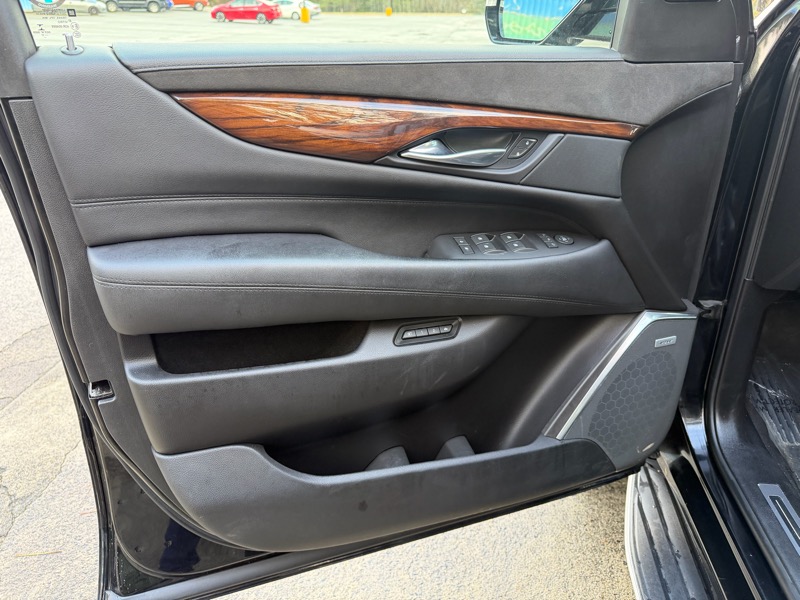 Cadillac Escalade Premium Luxury 4D SUV 4WD 2017