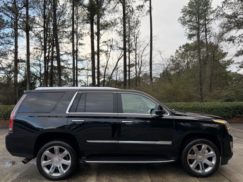 Cadillac Escalade Premium Luxury 4D SUV 4WD 2017