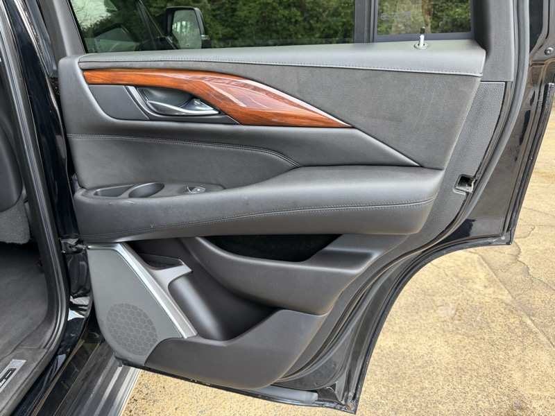 Cadillac Escalade Premium Luxury 4D SUV 4WD 2017