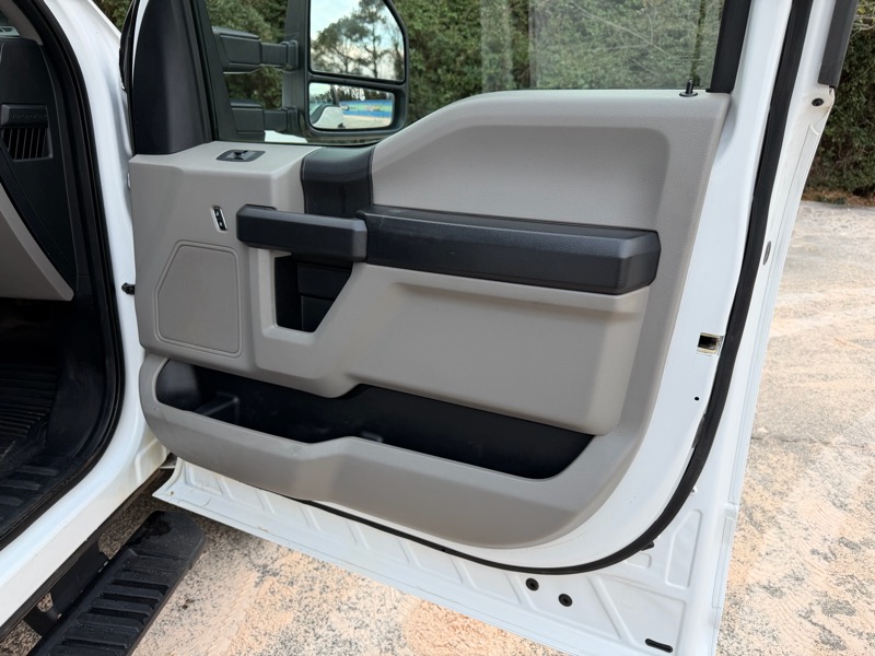 Ford F-450 SD XL Crew Cab DRW 4WD 2019