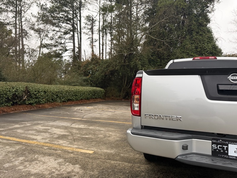 Nissan Frontier S King Cab I4 5MT 2WD 2019