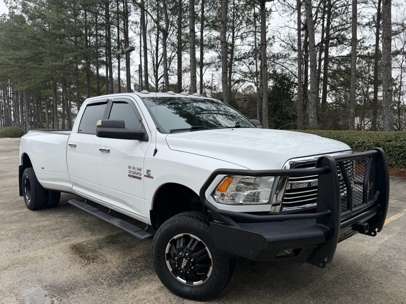 RAM 3500 SLT Crew Cab LWB 4WD DRW 2017