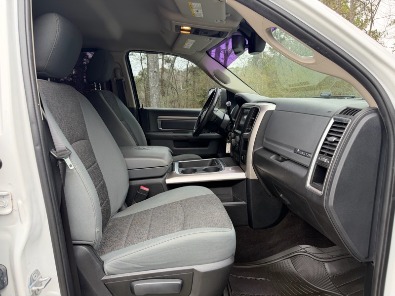 RAM 3500 SLT Crew Cab LWB 4WD DRW 2017