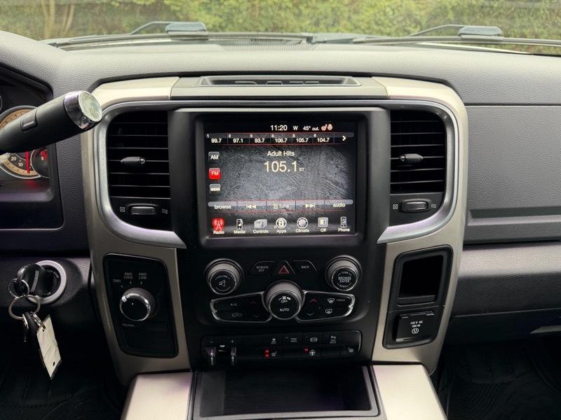 RAM 3500 SLT Crew Cab LWB 4WD DRW 2017