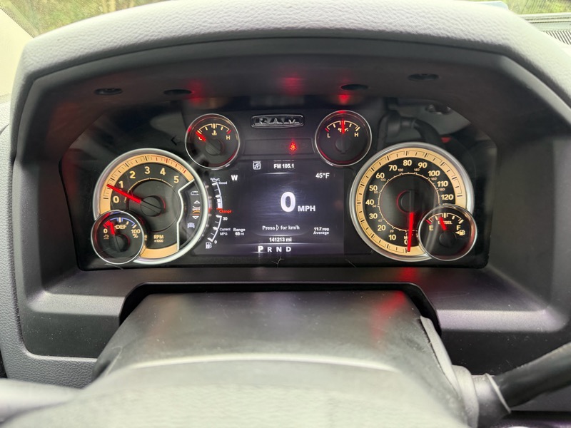 RAM 3500 SLT Crew Cab LWB 4WD DRW 2017