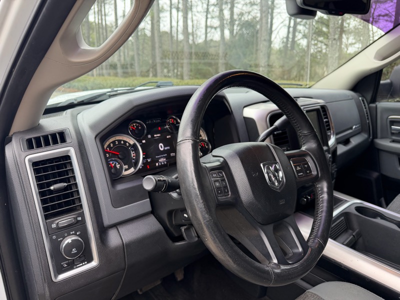 RAM 3500 SLT Crew Cab LWB 4WD DRW 2017