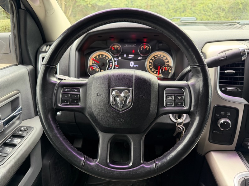 RAM 3500 SLT Crew Cab LWB 4WD DRW 2017