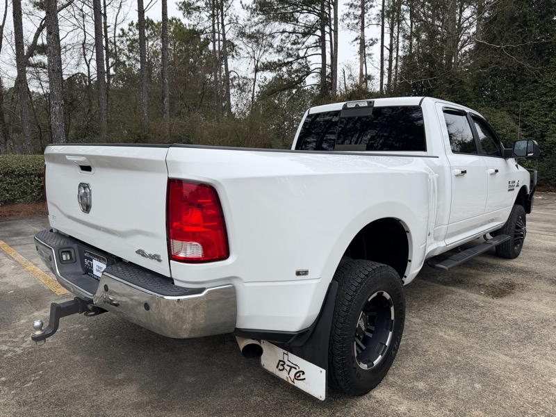RAM 3500 SLT Crew Cab LWB 4WD DRW 2017