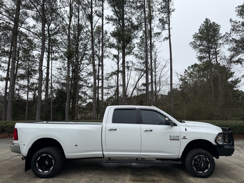 RAM 3500 SLT Crew Cab LWB 4WD DRW 2017