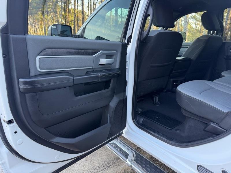 RAM 2500 Tradesman Crew Cab SWB 4WD 2021
