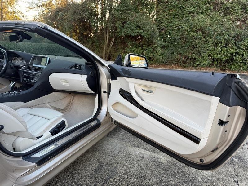BMW 6-Series 650i Convertible 2012