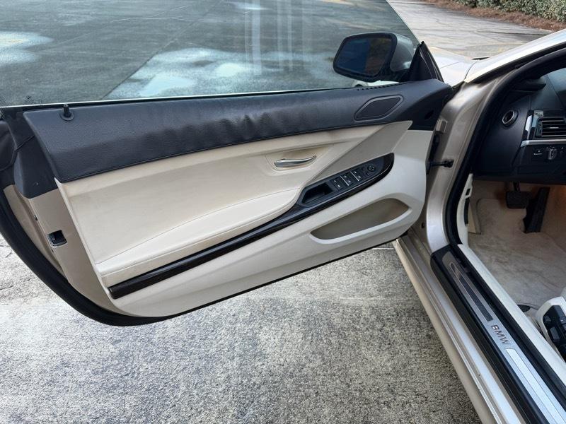 BMW 6-Series 650i Convertible 2012