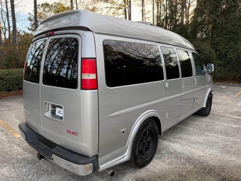 GMC Savana RV G1500 3LT 2011