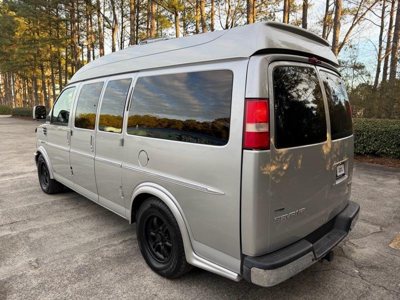 GMC Savana RV G1500 3LT 2011