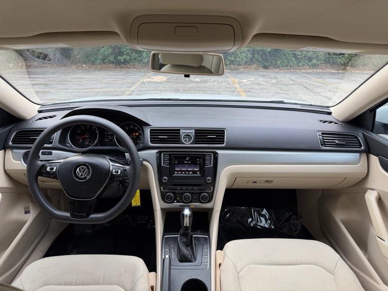 Volkswagen Passat 1.8T S AT 2017