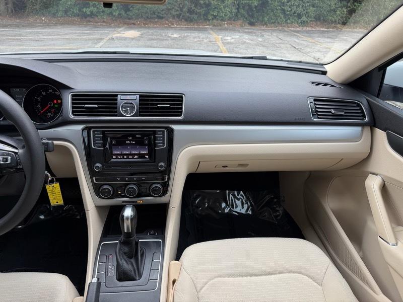 Volkswagen Passat 1.8T S AT 2017