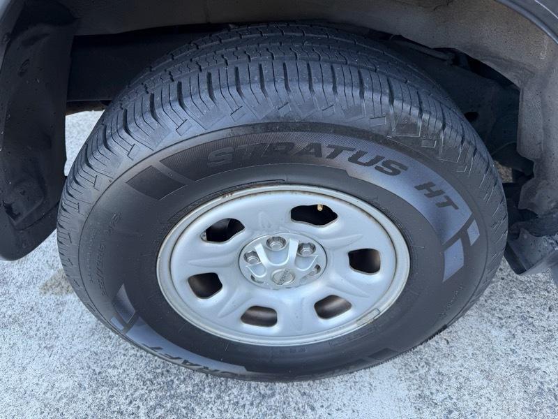 Nissan Xterra X 2WD 2012